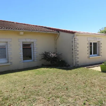 וילה Clos Saint Hilaire